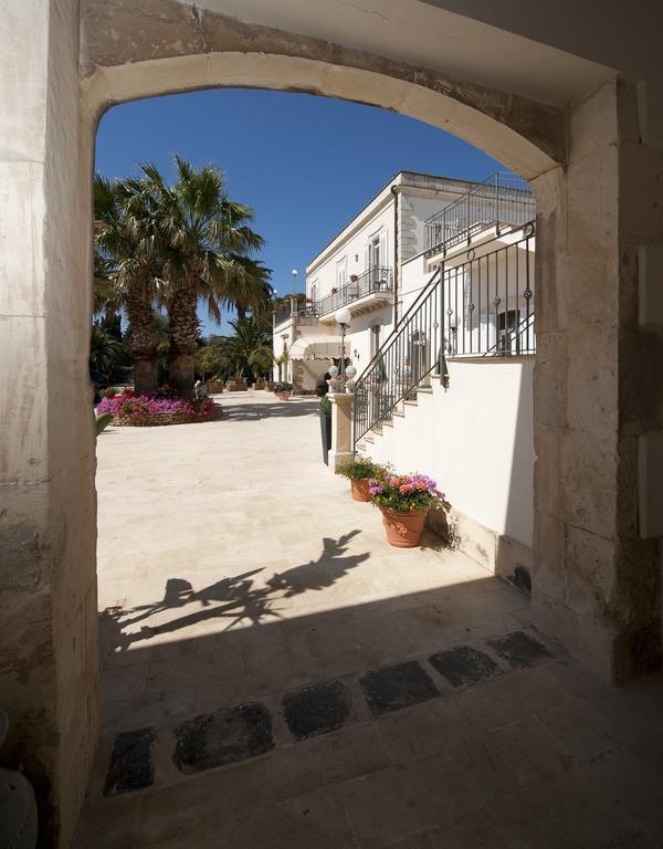 Charme Hotel Villa Principe Fitalia Fanusa Bagian luar foto