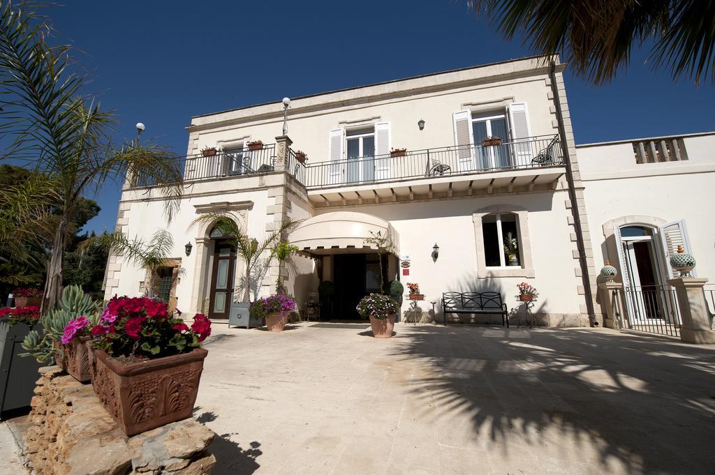 Charme Hotel Villa Principe Fitalia Fanusa Bagian luar foto